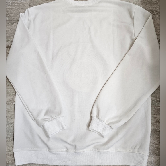 AOWOFS White Sweatshirt sz large - Picture 4 of 7